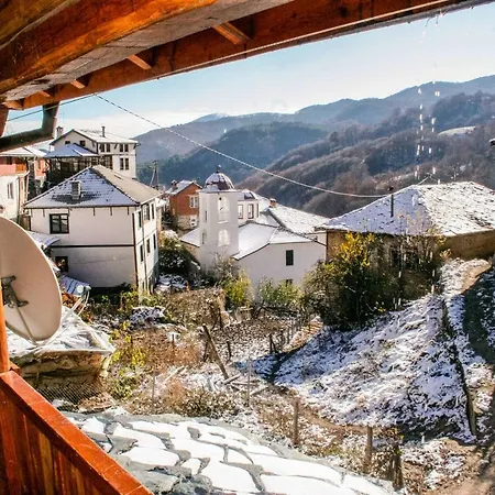 Villa Traditional House In The Heart Of Rural Village Delchevo
